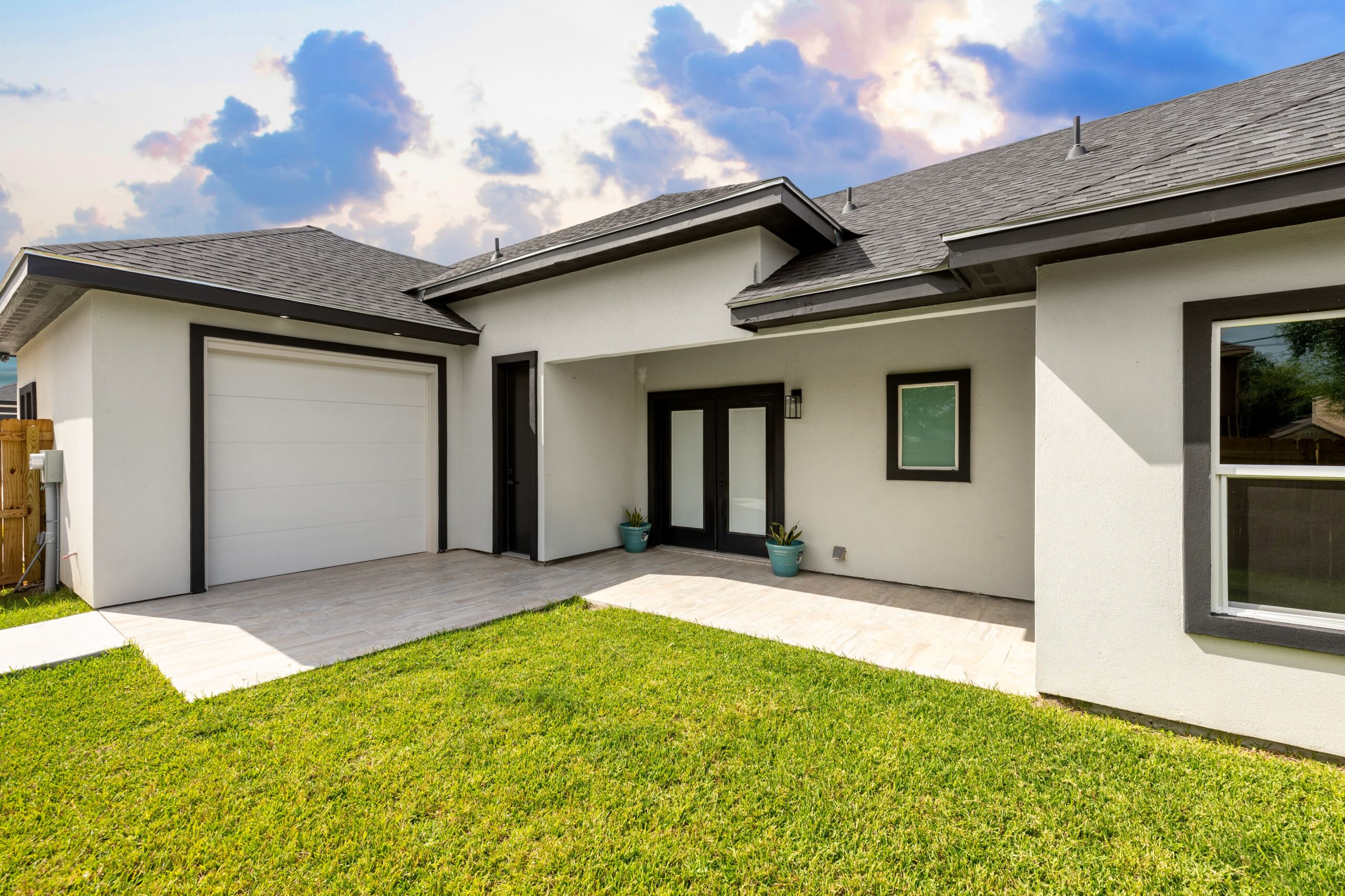 401 Noble, San Juan, TX