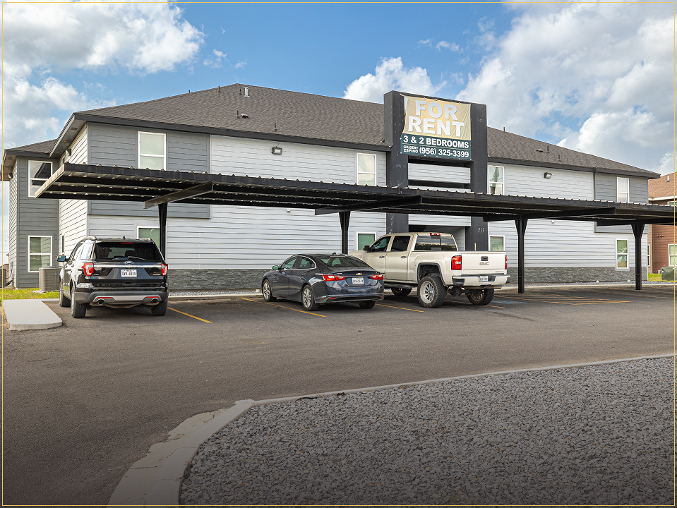 212 S Alex AVE #8 La Joya, TX 78560